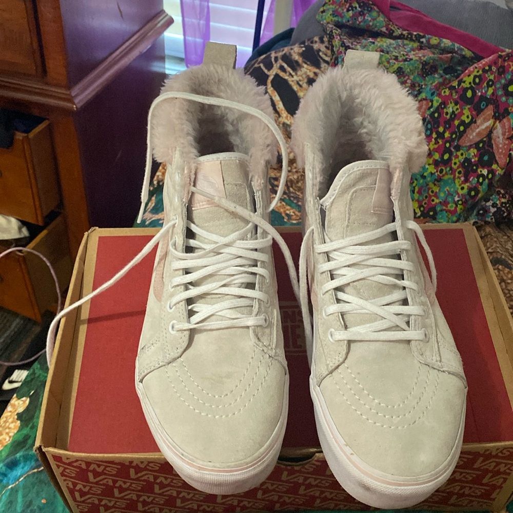SK8 Hi Platform vans